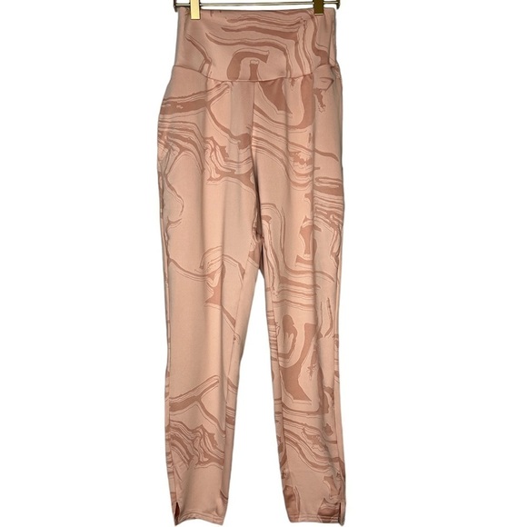 Gymshark Marble Power Joggers in Pink - Picture 2 of 9